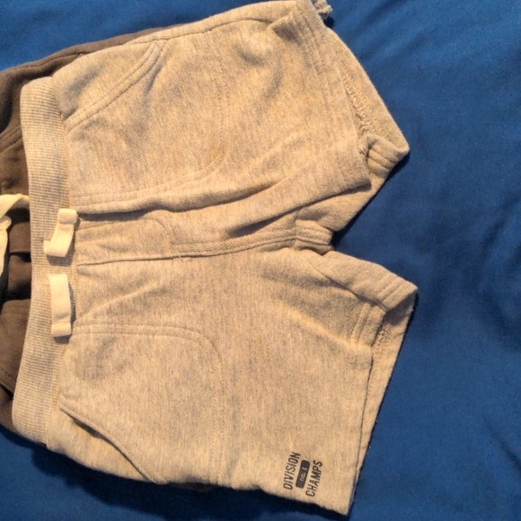 6 pairs of boys shorts - Picture 7 of 8